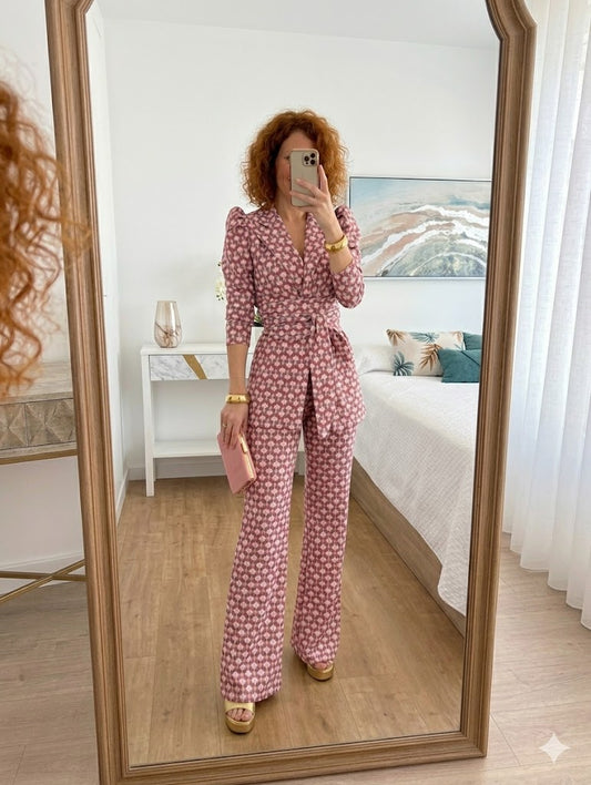 Conjunto Sastrero de Jacquard Geométrico en Malva y Rosa