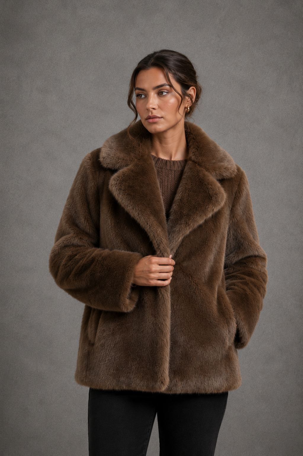AURÉLIE – Elegante Abrigo Oversize de Pelo Sintético
