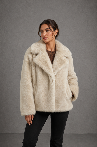 AURÉLIE – Elegante Abrigo Oversize de Pelo Sintético