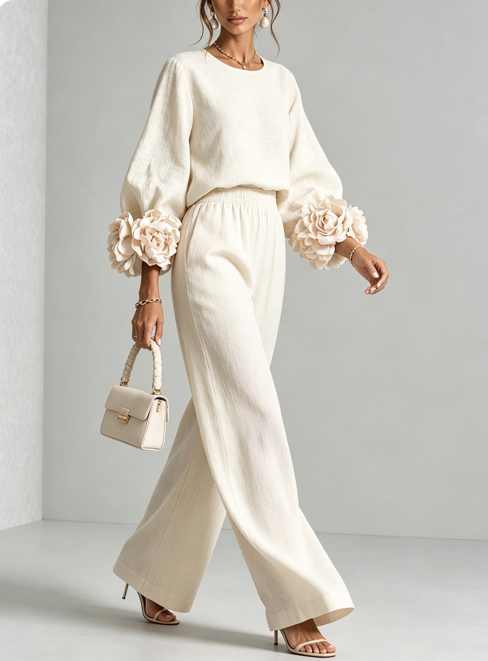 ROSALIE - ELEGANTE CONJUNTO DE DOS PIEZAS CON DELICADO DETALLE FLORAL