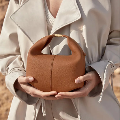 Bolso de Mano Francés - Cuero con Hebilla Estilo Minimalista