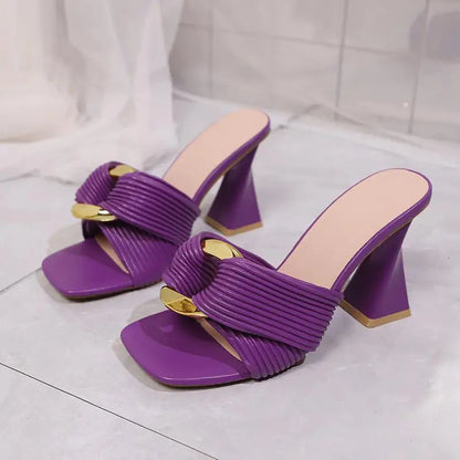 Sandalias Aura Loop Estilo Moderno y Cómodo