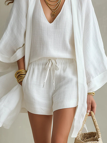 Carla | Elegante conjunto de 3 piezas con cárdigan holgado y shorts ajustables con cordón
