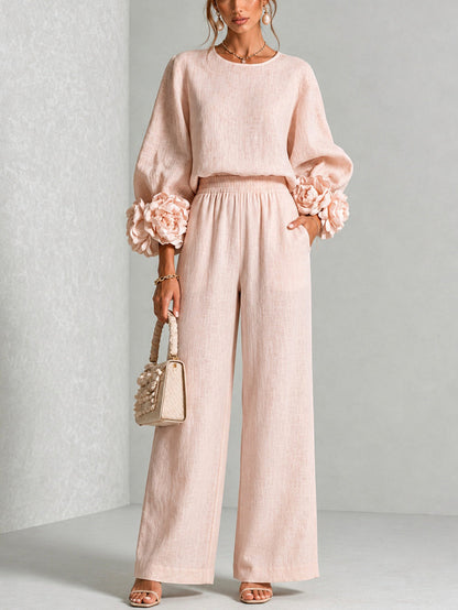 ROSALIE - ELEGANTE CONJUNTO DE DOS PIEZAS CON DELICADO DETALLE FLORAL