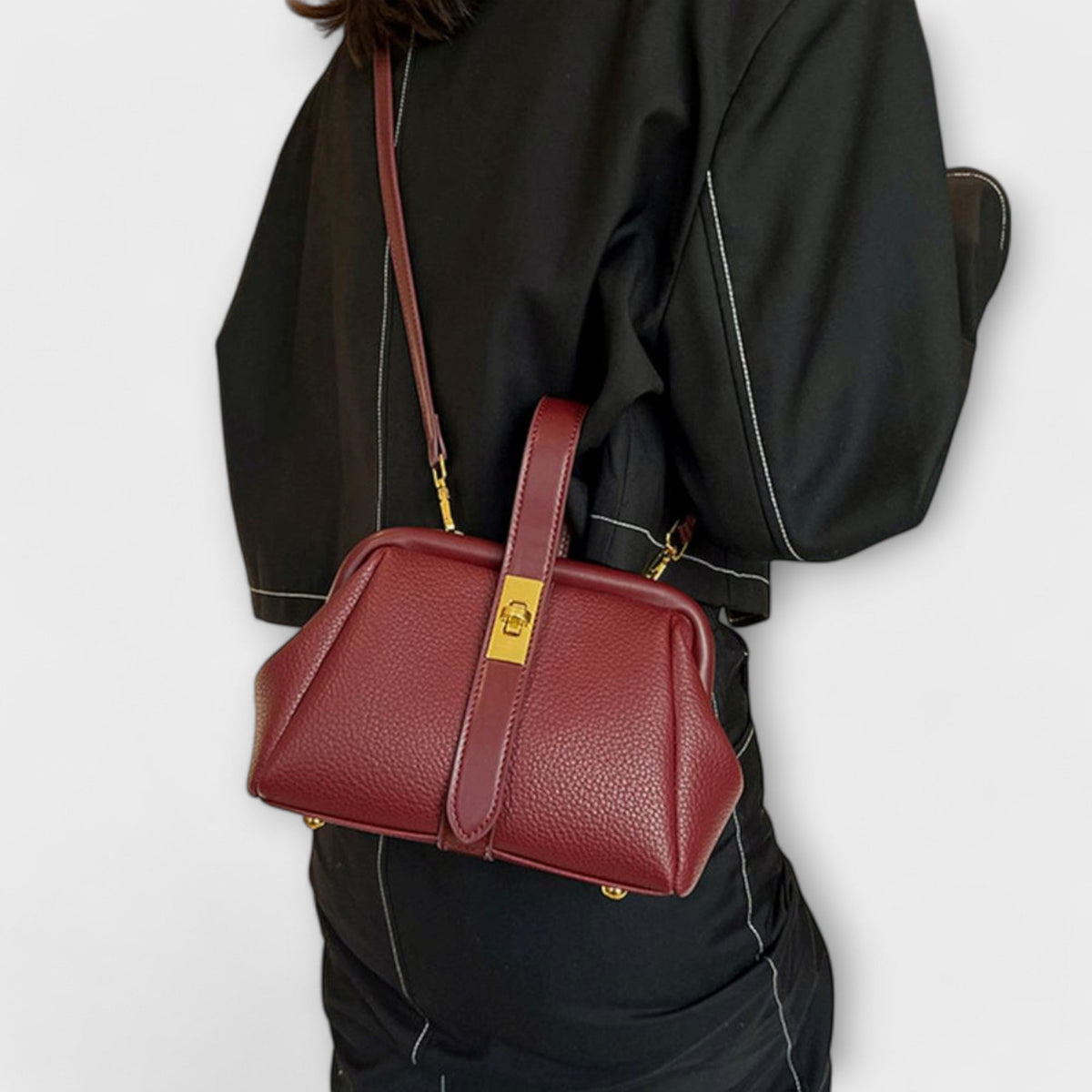 Bolso Maelis Elegante y Versátil