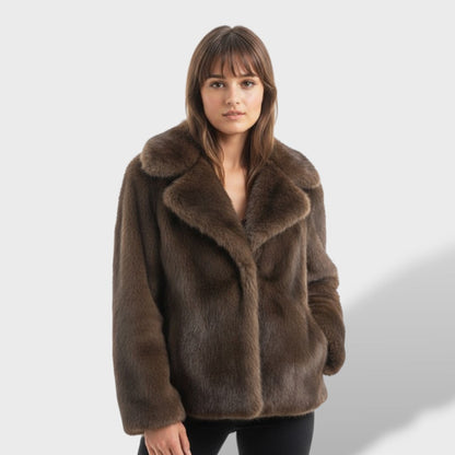 AURÉLIE – Elegante Abrigo Oversize de Pelo Sintético
