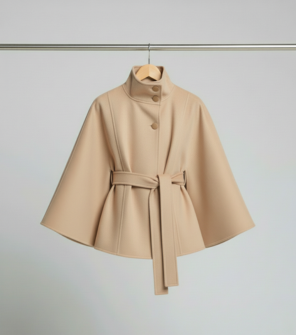 Carla | Elegante Abrigo con Cuello Alto y Cinturón Ajustable