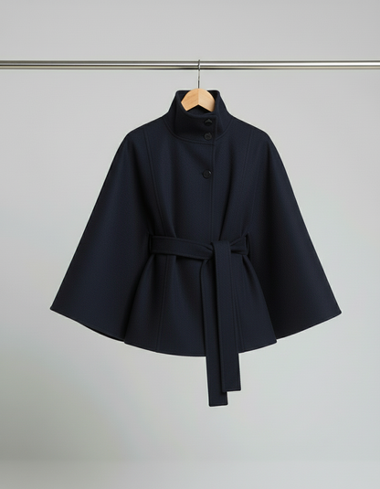 Carla | Elegante Abrigo con Cuello Alto y Cinturón Ajustable